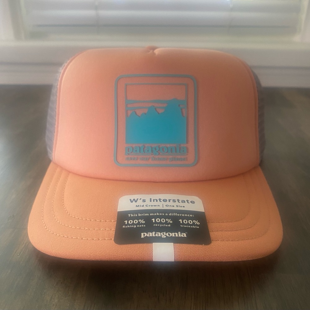 NWT Patagonia Women's Trucker Hat
